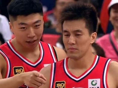 CBA联赛总决赛战罢广州队夺冠 CBA联赛总决赛战罢广州队夺冠