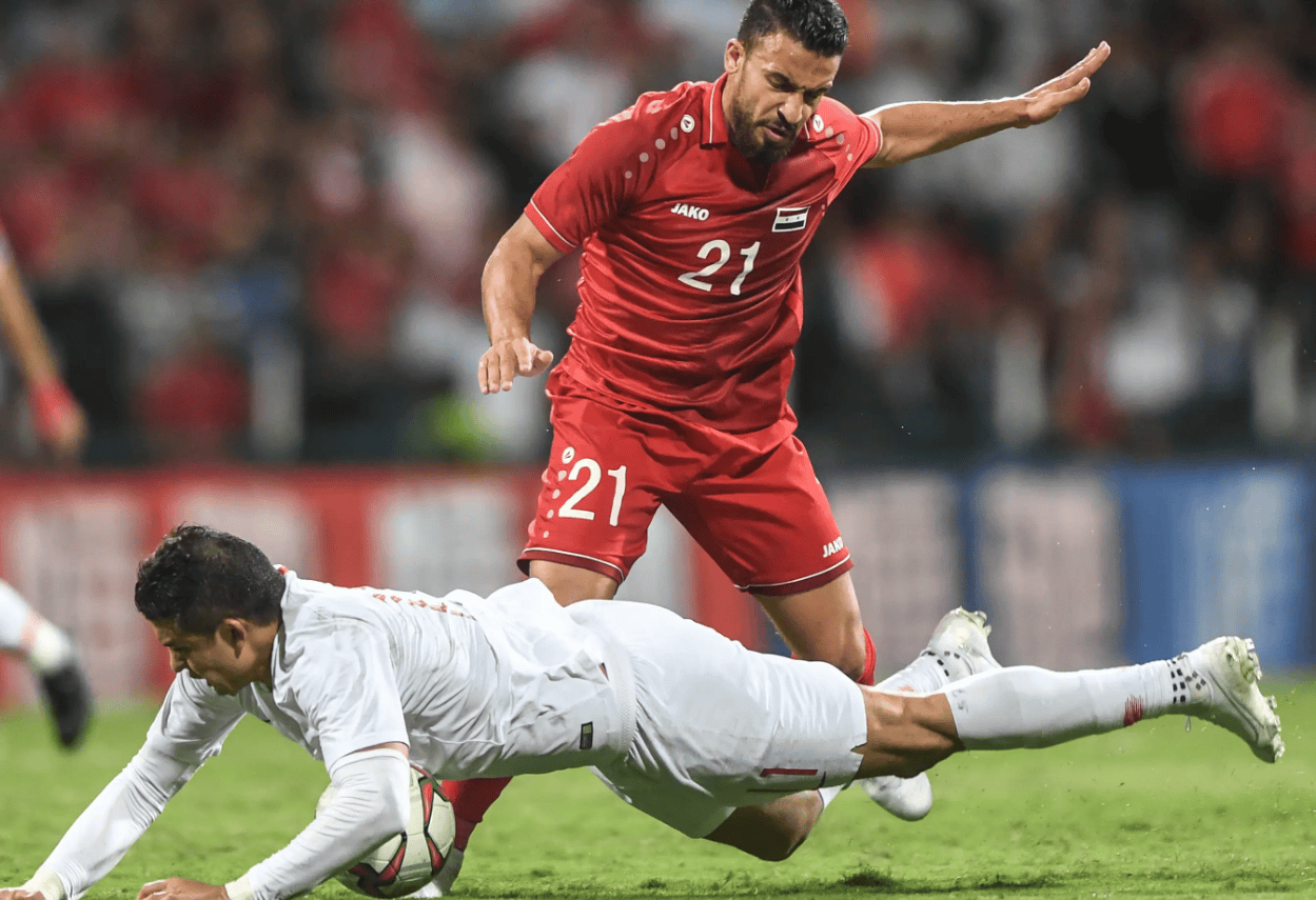 关于经典对决即将上演，引发球迷狂热的信息