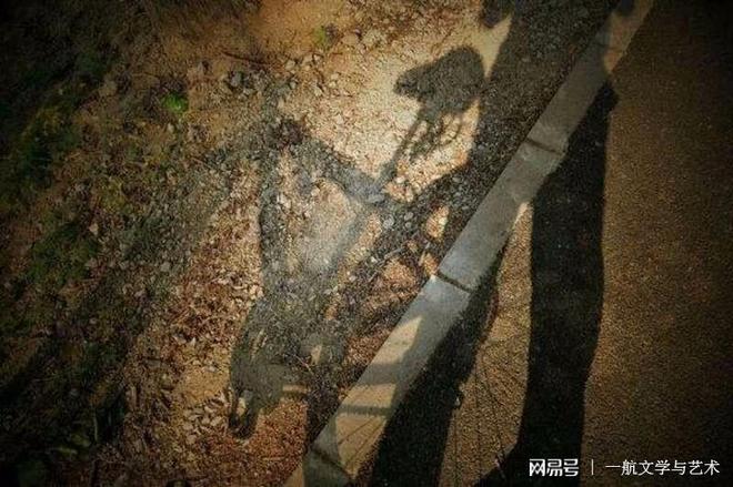 爱游戏娱乐-包含精彩对战，胜负之间丝丝缠绵的词条