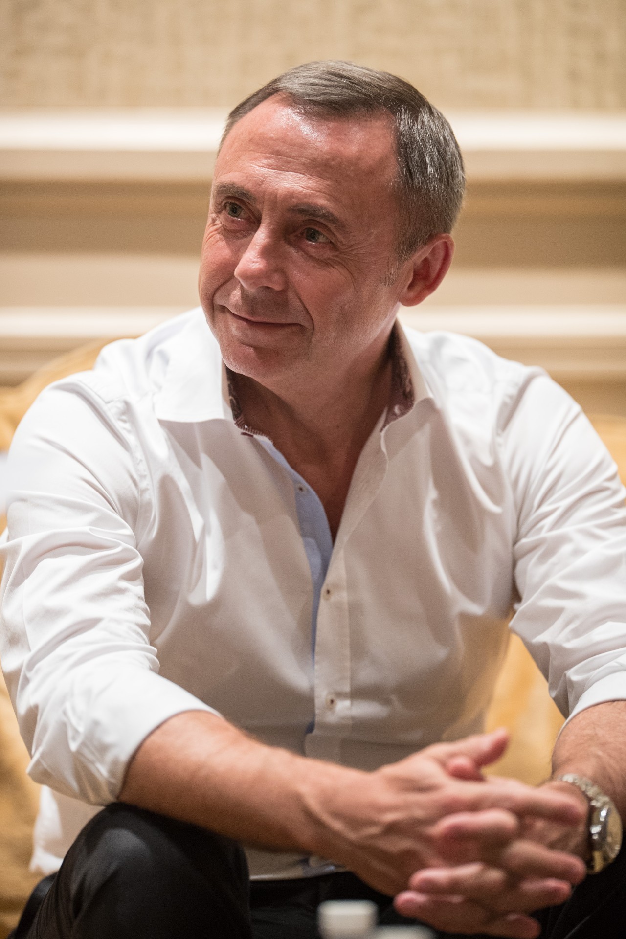 爱游戏直播-美国队蓄势待发，小组赛完美收官