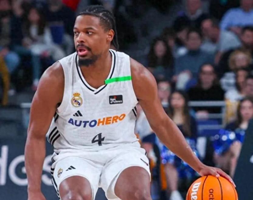 包含独行侠告捷马刺,伊巴卡全场砍下27分的词条 包含独行侠告捷马刺,伊巴卡全场砍下27分的词条