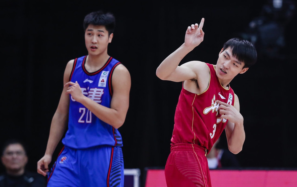 爱游戏直播-关于黑龙江男篮遭遇大比分惨败，表现低迷失去节奏的信息